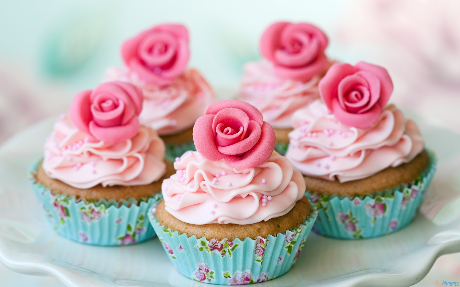 vintage_cupcakes-2560x16001